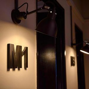 Deluxe King Studio